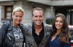 Amsterdam 11 september 2012
Uitreiking elegance awards in hotel the grand. Richard Kemper met vrouw en dochter
Peter Smulders bv