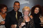 Amsterdam 1 september 2012
Ruud Gullit viert zijn 50e verjaardag in members only van Tommy Hilfiger. Ruud met Joelle Maxim Felicity Chermaine Quincy Cheyenne en zijn moeder
Peter Smulders bv