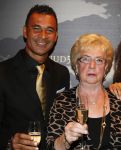 Amsterdam 1 september 2012
Ruud Gullit viert zijn 50e verjaardag in members only van Tommy Hilfiger. Ruud met Joelle Maxim Felicity Chermaine Quincy Cheyenne en zijn moeder
Peter Smulders bv
