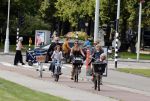 Amsterdam 3 september 2012
Tatum Dagelet en haar dochter Toy Travis op de fiets.
Peter Smulders bv