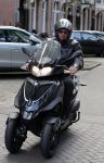 Amsterdam 6 september 2012
Willem Holleeder op zijn nieuwe piaggio MP3.
Peter Smulders bv