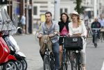 Amsterdam 29 augustus 2012
Noortje Herlaar en William Spaaij op de fiets in Amsterdam.
Peter Smulders bv