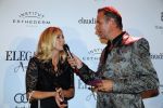 Amsterdam 11 september 2012
Uitreiking elegance awards in hotel the grand. zangeres DO Dominque v Hulst met Richard Kemper
Peter Smulders bv