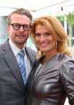 Rotterdam, 8 September 2013
Premiere Musical parodie Vijftig Tinten Grijs
Anouk v Nes met partner
Foto Peter Smulders BV
