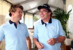 Zandvoort, 7 Augustus 2013
KLM Charity Challenge gespeeld op de Kennemer Golfclub met veel BN-ers.
Beau v Erven Dorens met wim v Hanegem
Foto Peter Smulders BV