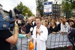 Amsterdam 8 september 2013
Amsterdam city swim door de grachten met diverse bn ers.
Beau v Erven Dorens