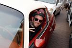 Amsterdam 6 september 2013
Ben Saunders met een vriend in zijn chevrolet Camaro uit 1977 op de grachten van Amsterdam