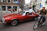 Amsterdam 6 september 2013
Ben Saunders met een vriend in zijn chevrolet Camaro uit 1977 op de grachten van Amsterdam