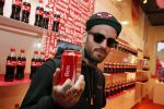 Amsterdam 14 augustus 2013
Ruud Feltkamp opent the concept store van Coca cola op de kalverstraat. Ben Saunders is ook aanwezig.
Peter Smulders bv