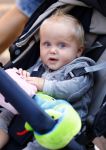 Hoorn 15 augustus 2013
Sonja Bakker met Jan Reus en alle kinderen op de kermis in Hoorn. Ook baby Bram is erbij.
Peter Smulders bv