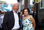 Amsterdam 5 september 2013
Opening nieuwe eyeworks pand met Reinout en Danielle Oerlemans (met kinderen) en burgemeester Eberhard v d Laan. Liz Snoijink met Cees v d Hoeven