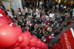 Amsterdam 14 augustus 2013
Ruud Feltkamp opent the concept store van Coca cola op de kalverstraat. Ben Saunders is ook aanwezig.
Peter Smulders bv