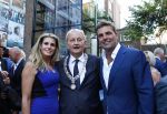 Amsterdam 5 september 2013
Opening nieuwe eyeworks pand met Reinout en Danielle Oerlemans (met kinderen) en burgemeester Eberhard v d Laan
