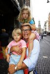 Amsterdam 31 augustus 2013
Premiere Piet Piraat in Tuschinski.
Emile Ratelband met zoon en dochter