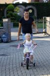 Volendam 6 september 2013
Jan en Liza Smit gaan wandelen met hun zoon Senn en dochter Emma.