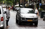 Amsterdam 31 augustus 2013
Ruud en Aafke de Wild met hun kinderen boodschappen aan het doen op de fiets.
Floris Feilzer