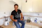 Amsterdam 27 augustus 2013
Gordon en Gerard Joling in hun huis voor het programma geen cent te makken.
Peter Smulders bv