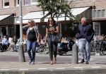 Amsterdam 14 augustus 2013
Harry Mens met zijn zwangere dochter Suze en dochter Sarah.
Peter Smulders bv