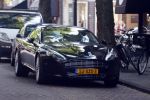 Amsterdam 23 augustus 2013
Zangerse Hind met Graziella Ferraro op terras.
Peter Smulders bv