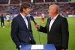 Eindhoven, 20 Augustus 2013
Voorronde Champions League seizoen 2013-2014 tussen PSV en AC Milan, eindstand 1-1
Jack v Gelder in gesprek met Phillip Cocu
Foto Junior Smulders