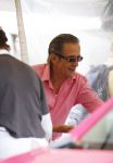 Amsterdam 17 augustus 2013
Jan Lenferink doet boodschappen op de noordermarkt.
Peter Smulders bv