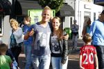 Hoorn 15 augustus 2013
Sonja Bakker met Jan Reus en alle kinderen op de kermis in Hoorn. Ook baby Bram is erbij.
Peter Smulders bv