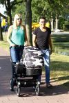 Volendam 6 september 2013
Jan en Liza Smit gaan wandelen met hun zoon Senn en dochter Emma.