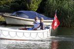 Nigtevecht 4 september 2013
Jort Kelder en Lauren Verster op hun sloep aan het varen op de vecht.