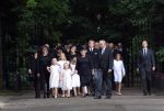 Lage Vuursche 16 augustus 2013
Begrafenis Prins Friso bij de stulpkerk in Lage Vuursche. De hele koninklijke familie was Aanwezig. Prinses Mabel met dochters en Prinses Beatrix . Koning Willem Alexander Maxima Ariane Alexia Amalia
Peter Smulders bv