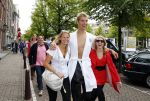 Amsterdam 8 september 2013
Amsterdam city swim door de grachten met diverse bn ers.
Maarten v d Weijden met zijn vrouw (links) en ....