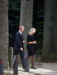 Lage Vuursche 16 augustus 2013
Begrafenis Prins Friso bij de stulpkerk in Lage Vuursche. De hele koninklijke familie was Aanwezig. Prinses Mabel met dochters en Prinses Beatrix. Moeder Mabel met beveiliging JP
Peter Smulders bv