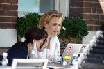 Amsterdam 16 augustus 2013
Maria Kooistra en haar dochter op een terras in Amsterdam. Maria zit te schrijven achter haar laptop.
Peter Smulders bv