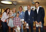 Ridderkerk 15 augustus 2013
Presentatie blad helden door Barbara en Frits Barend met daarin oa Michael Boogerd met vriendin Darya Nucci en kinderen Darya en Mikai, en Thijsje Oenema en Michel Mulder met familie. 
Peter Smulders bv