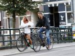 Amsterdam 2 september 2013
Maya Vandenbroecke op de fiets met Mike Starink