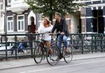 Amsterdam 2 september 2013
Maya Vandenbroecke op de fiets met Mike Starink