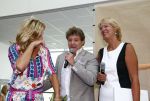 Hoofddorp 29 augustus 2013
Presentatie van de Margriet met Natasja Foger als hoofdredaktrice.
Leontine v d Bos de reguliere hoofdredaktrice geeft aar het eerste exemplaar en Rene Froger zingt voor Natasja bij sanoma uitgevers
