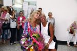 Hoofddorp 29 augustus 2013
Presentatie van de Margriet met Natasja Foger als hoofdredaktrice.
Leontine v d Bos de reguliere hoofdredaktrice geeft aar het eerste exemplaar en Rene Froger zingt voor Natasja bij sanoma uitgevers