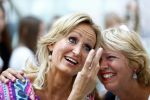 Hoofddorp 29 augustus 2013
Presentatie van de Margriet met Natasja Foger als hoofdredaktrice.
Leontine v d Bos de reguliere hoofdredaktrice geeft aar het eerste exemplaar en Rene Froger zingt voor Natasja bij sanoma uitgevers