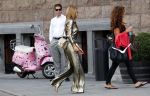 Amsterdam 14 augustus 2013
Olcay Gulsen loopt het conservatorium hotel binnen.
Peter Smulders bv