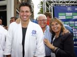 Amsterdam 8 september 2013
Amsterdam city swim door de grachten met diverse bn ers.
Pieter v d Hoogenband met zijn ouders
