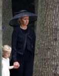 Lage Vuursche 16 augustus 2013
Begrafenis Prins Friso bij de stulpkerk in Lage Vuursche. De hele koninklijke familie was Aanwezig. Prinses Mabelmet dochters en Prinses Beatrix
Peter Smulders bv