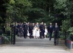Lage Vuursche 16 augustus 2013
Begrafenis Prins Friso bij de stulpkerk in Lage Vuursche. De hele koninklijke familie was Aanwezig. Prinses Mabel met dochters en Prinses Beatrix . Koning Willem Alexander Maxima Ariane Alexia Amalia
Peter Smulders bv