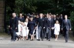 Lage Vuursche 16 augustus 2013
Begrafenis Prins Friso bij de stulpkerk in Lage Vuursche. De hele koninklijke familie was Aanwezig. Prinses Mabel met dochters en Prinses Beatrix . Koning Willem Alexander Maxima Ariane Alexia Amalia
Peter Smulders bv