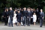Lage Vuursche 16 augustus 2013
Begrafenis Prins Friso bij de stulpkerk in Lage Vuursche. De hele koninklijke familie was Aanwezig. Prinses Mabel met dochters en Prinses Beatrix Koning Willem Alexander Maxima Amalia Ariane en Alexia
Peter Smulders bv
