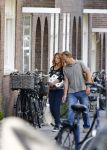 Amsterdam 18 augustus 2013
Rick Nieman met zijn dochter Camilla boodschappen aan het doen.
Peter Smulders bv