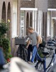 Amsterdam 18 augustus 2013
Rick Nieman met zijn dochter Camilla boodschappen aan het doen.
Peter Smulders bv