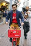 Amsterdam 14 augustus 2013
Ruud Feltkamp opent the concept store van Coca cola op de kalverstraat. Ben Saunders is ook aanwezig.
Peter Smulders bv