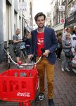 Amsterdam 14 augustus 2013
Ruud Feltkamp opent the concept store van Coca cola op de kalverstraat. Ben Saunders is ook aanwezig.
Peter Smulders bv