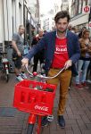 Amsterdam 14 augustus 2013
Ruud Feltkamp opent the concept store van Coca cola op de kalverstraat. Ben Saunders is ook aanwezig.
Peter Smulders bv