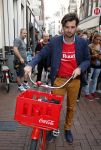 Amsterdam 14 augustus 2013
Ruud Feltkamp opent the concept store van Coca cola op de kalverstraat. Ben Saunders is ook aanwezig.
Peter Smulders bv